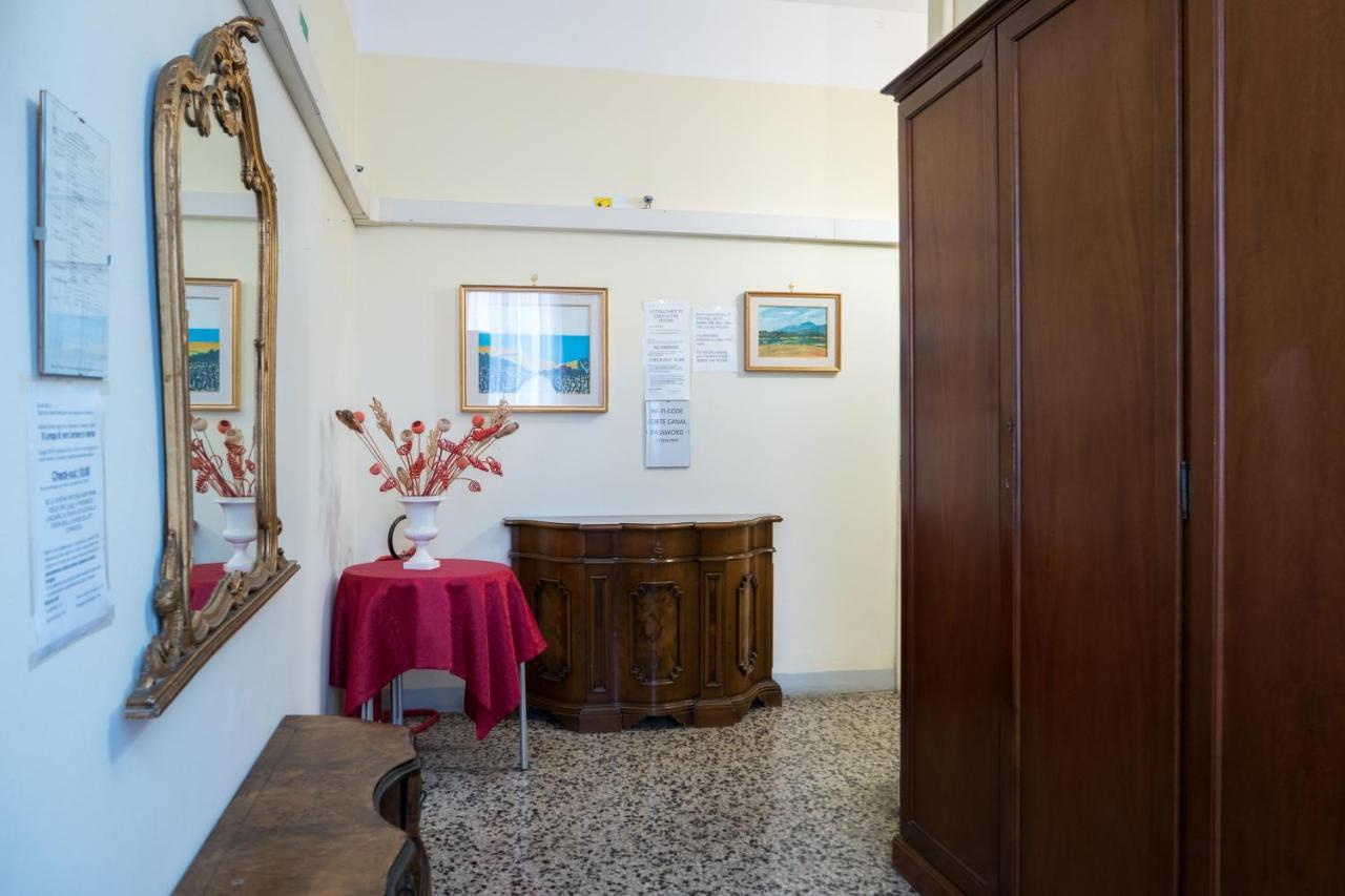 Corte Canal Venice Exterior photo